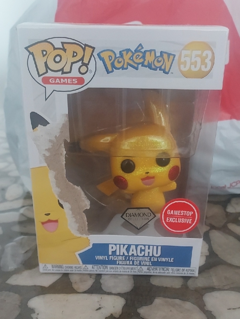 Funko Pokémon Pikachu Diamond Collection Gold Glitter Pop! Figure
